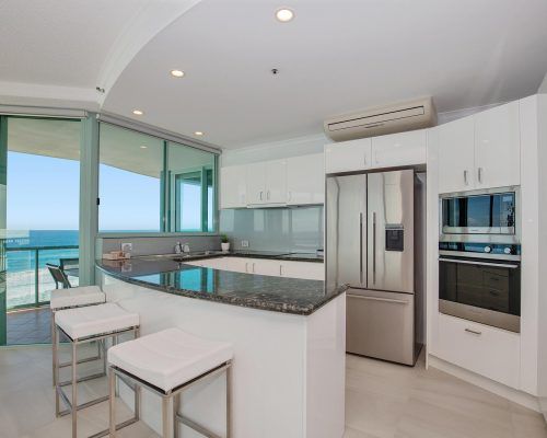 main-beach-2-bedroom-apartments-ocean-view-U22-(9)